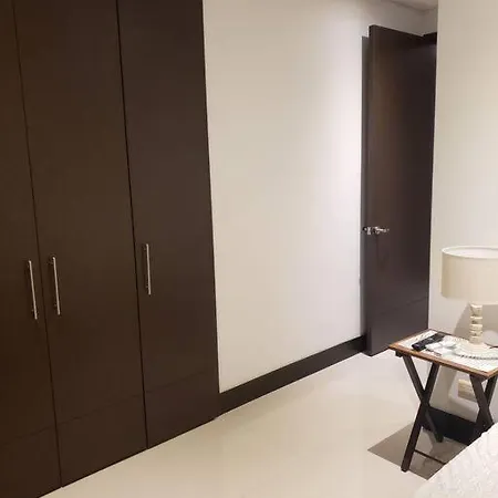Milano Cabrero *